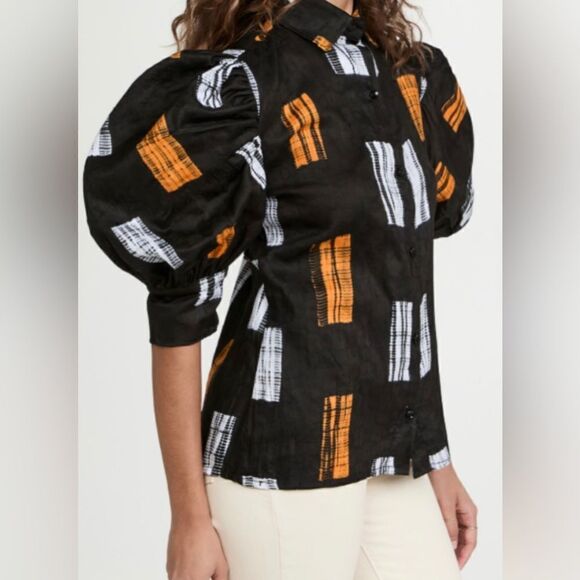 Busayo
Tola Blouse NWT Size S - Picture 8 of 8